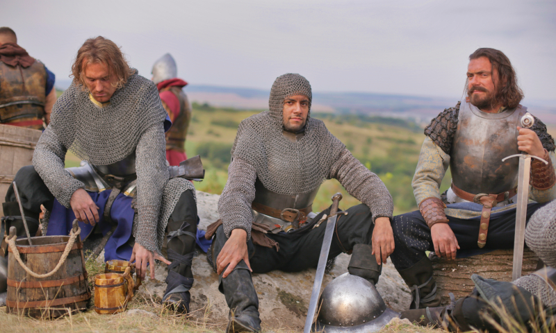 Drie Affligem ridders op een rij in de nieuwe campagne van Affligem abdijbier